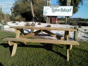 Pressure Treated Picnic Tables in Tybee Island